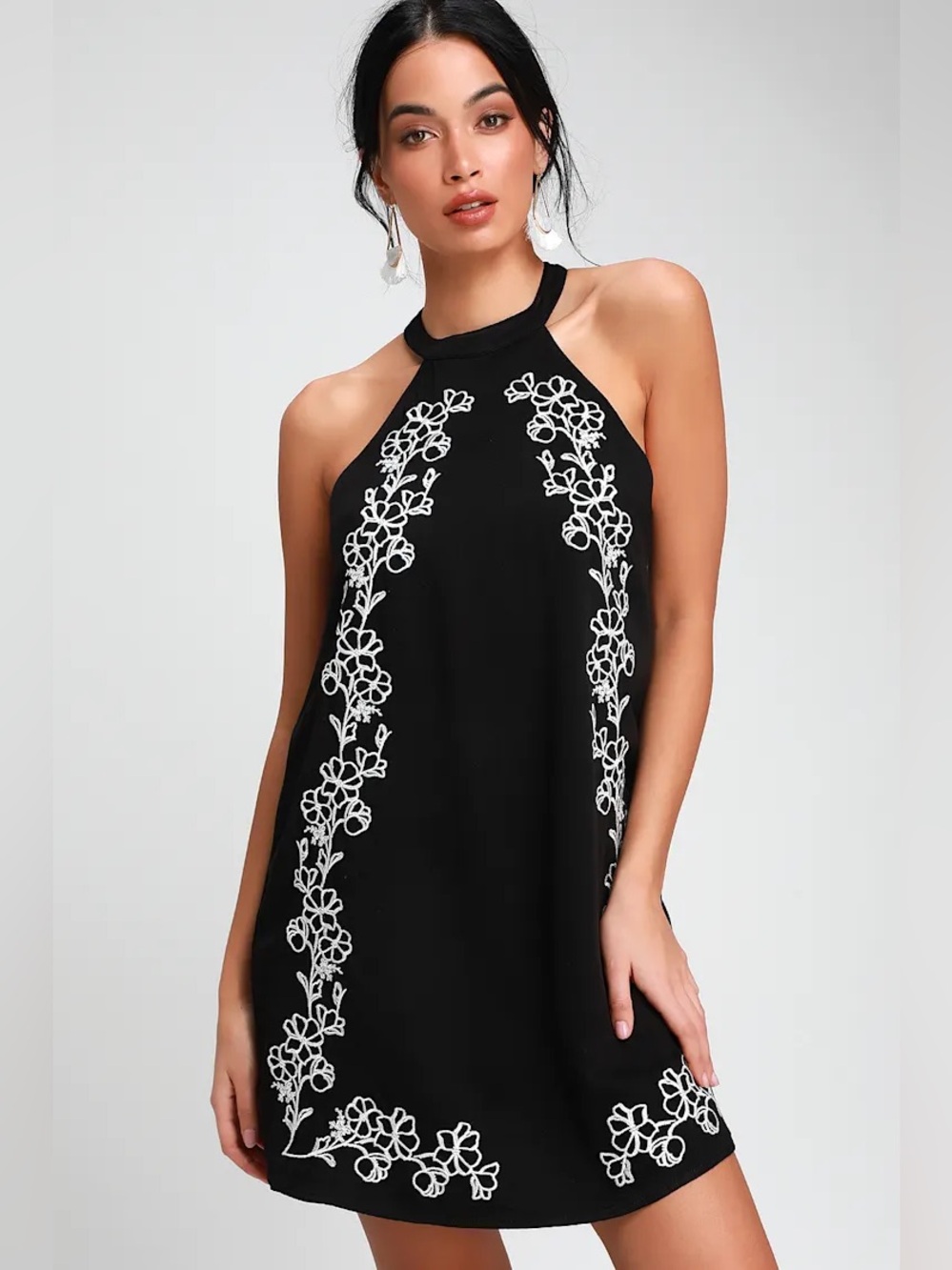 Lulus Fabiola Black Halter Shift Dress Floral Embroidery Size M